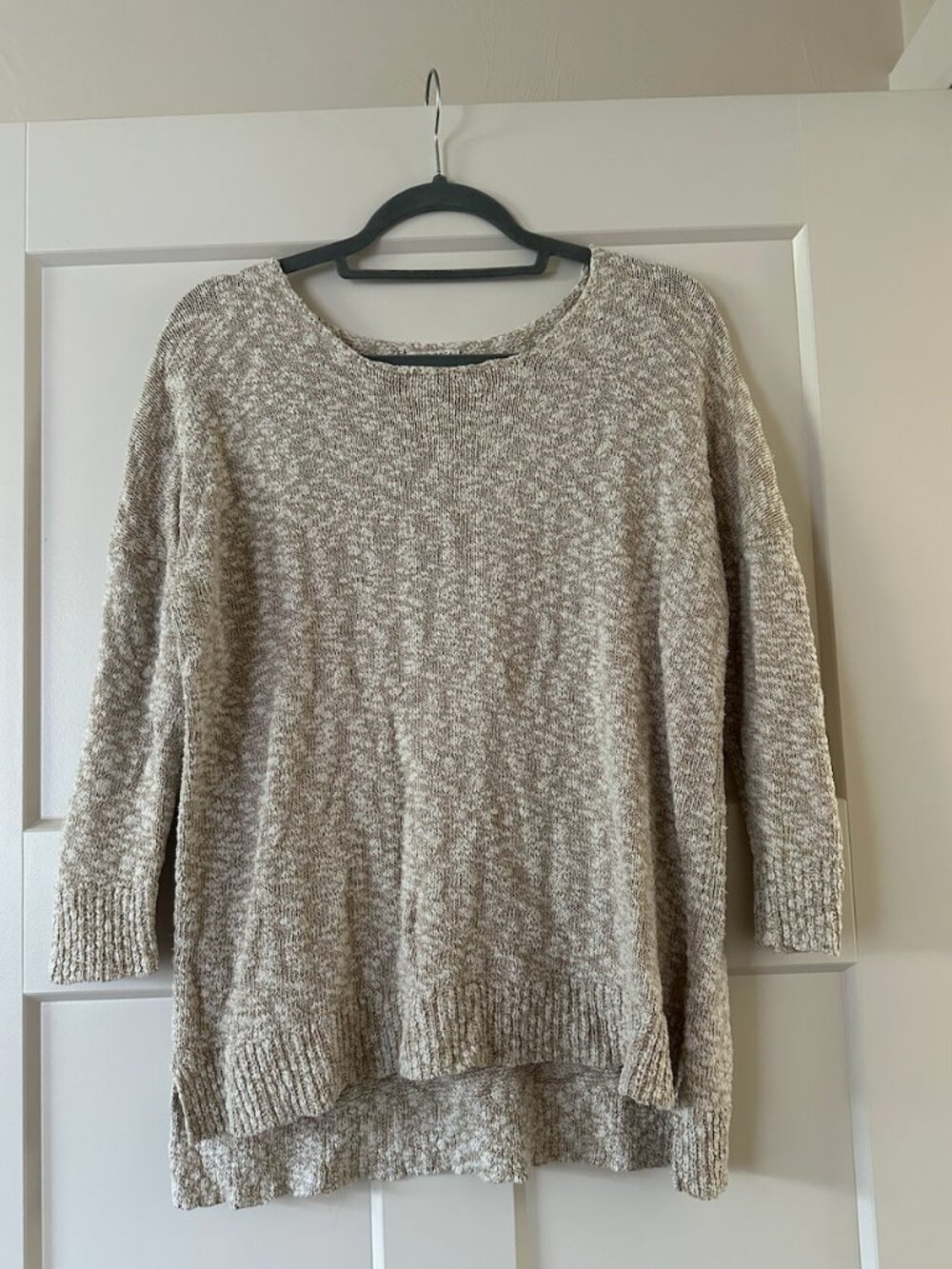 Women's Cream & Tan Sweater